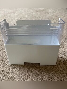 LG Refrigerator Ice Bin MCD618871 OEM Genuine Bucket Kenmore White